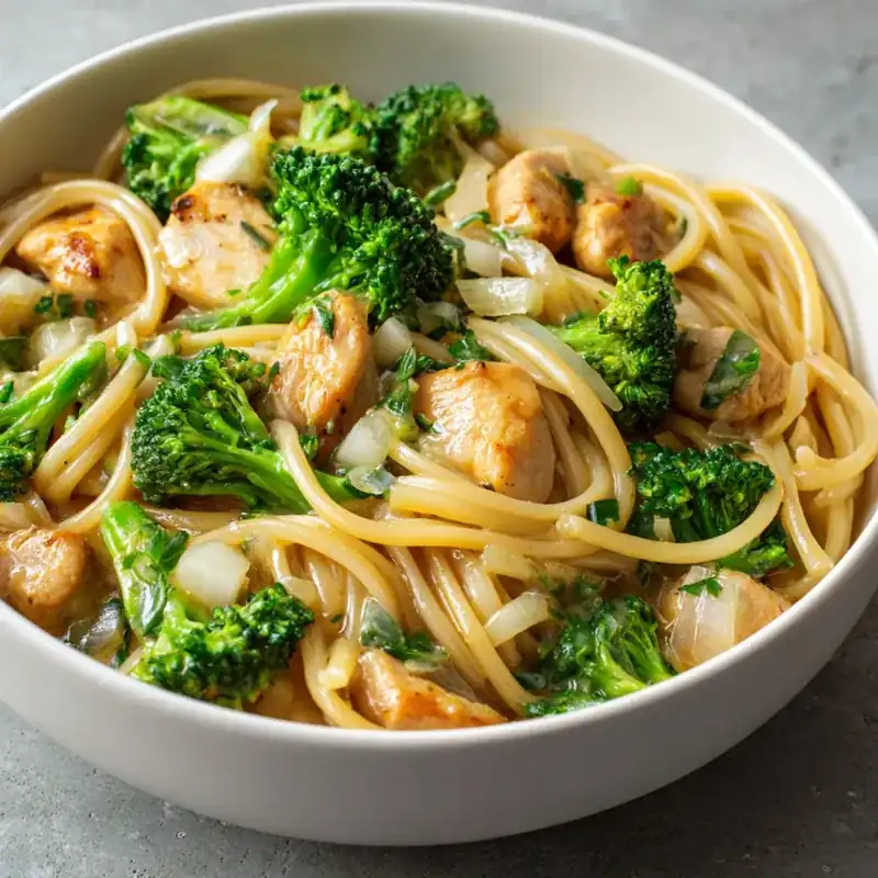Healthy Chicken Noodle Bowl (Weeknight Style) 5 Healthy Chicken Noodle Bowl (Weeknight Style)